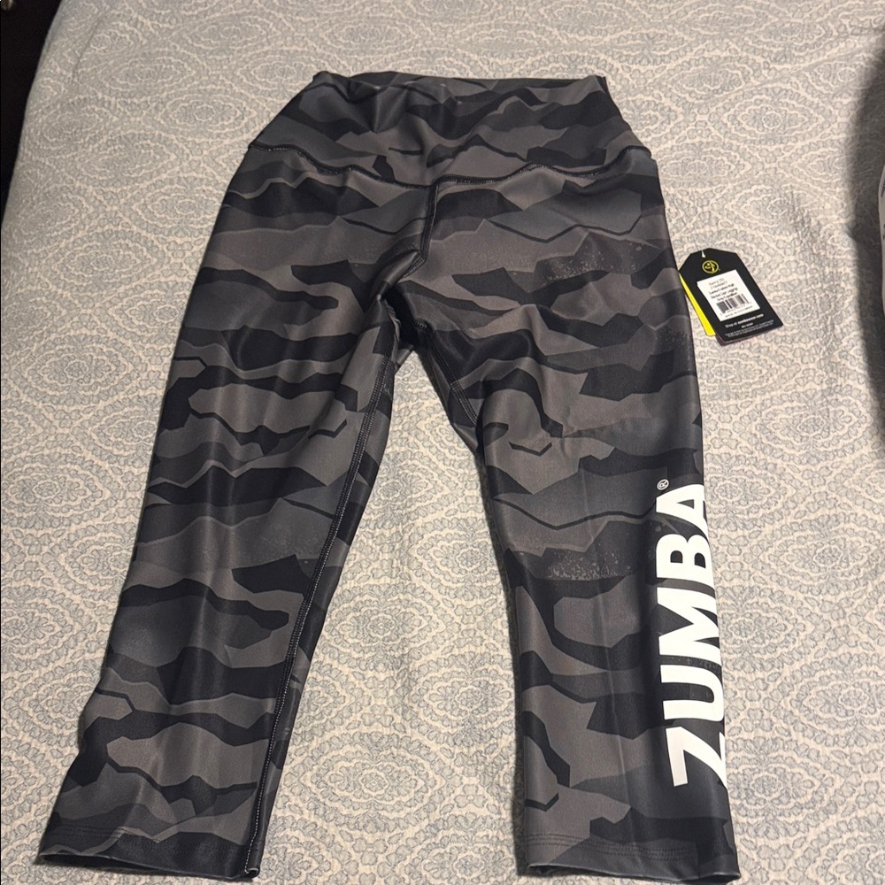 Zumba Fitness Camo Leggings - Black and Gray